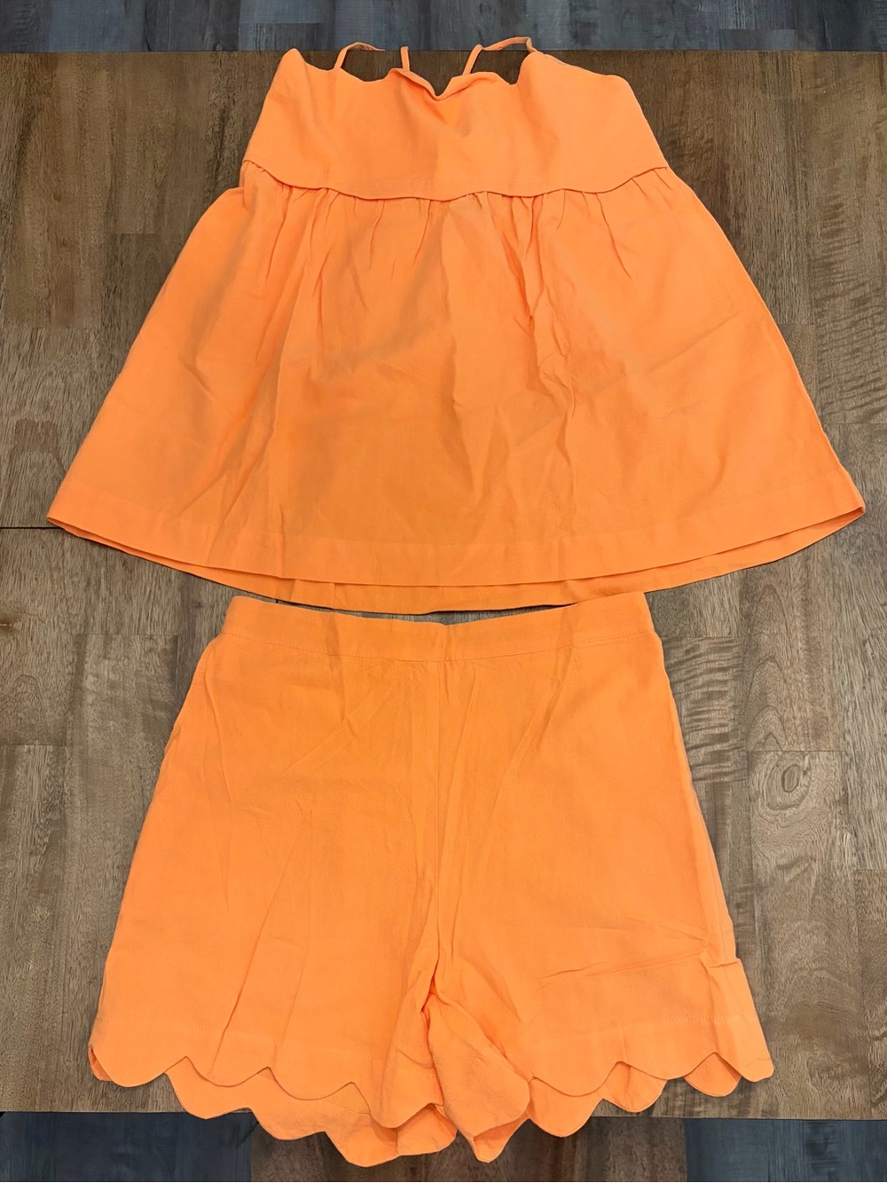 Women's Orange Scallop Hem Tank Top and Shorts Set (NEW)